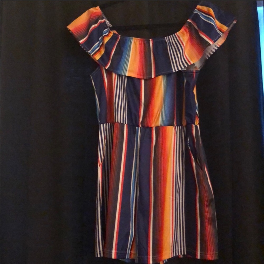 ❌❌SOLD❌❌🆕 Serape Romper - Picture 3 of 4